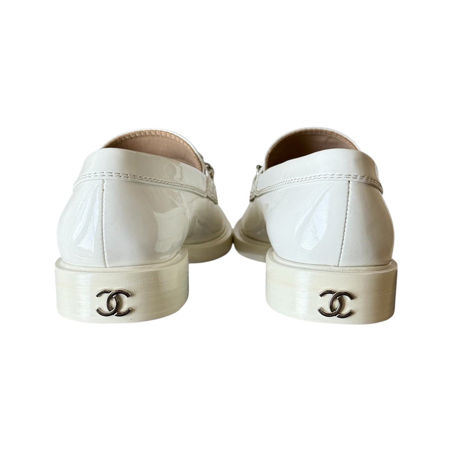 CHANEL WHITE SHINY CALFSKIN LOGO LOAFERS - 39