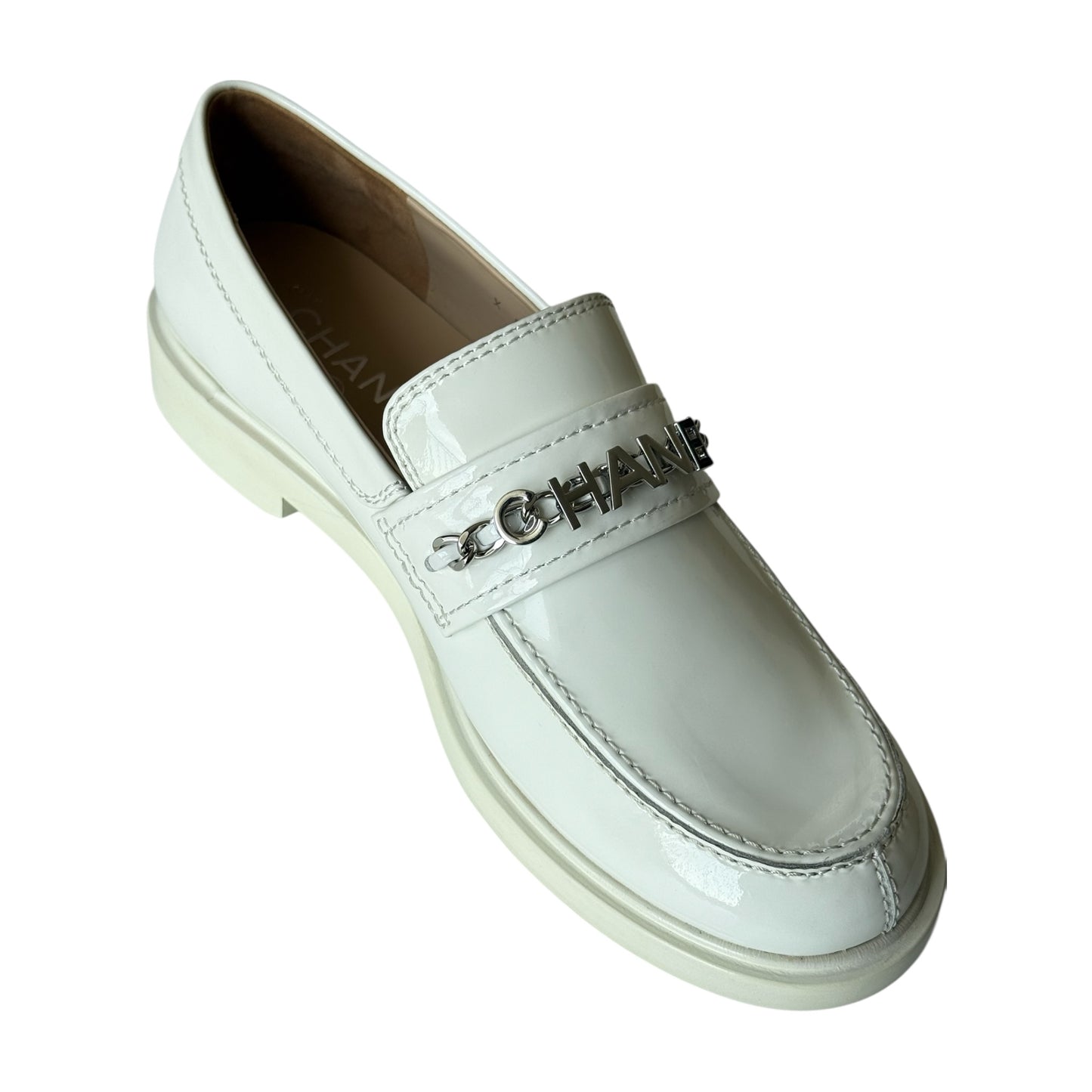 CHANEL WHITE SHINY CALFSKIN LOGO LOAFERS - 39