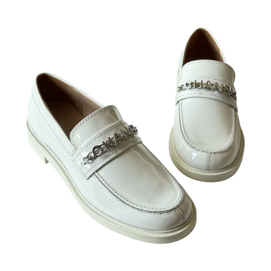CHANEL WHITE SHINY CALFSKIN LOGO LOAFERS - 39