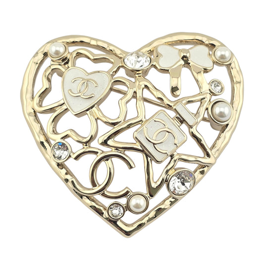 CHANEL GOLD HEART CC BROOCH L25