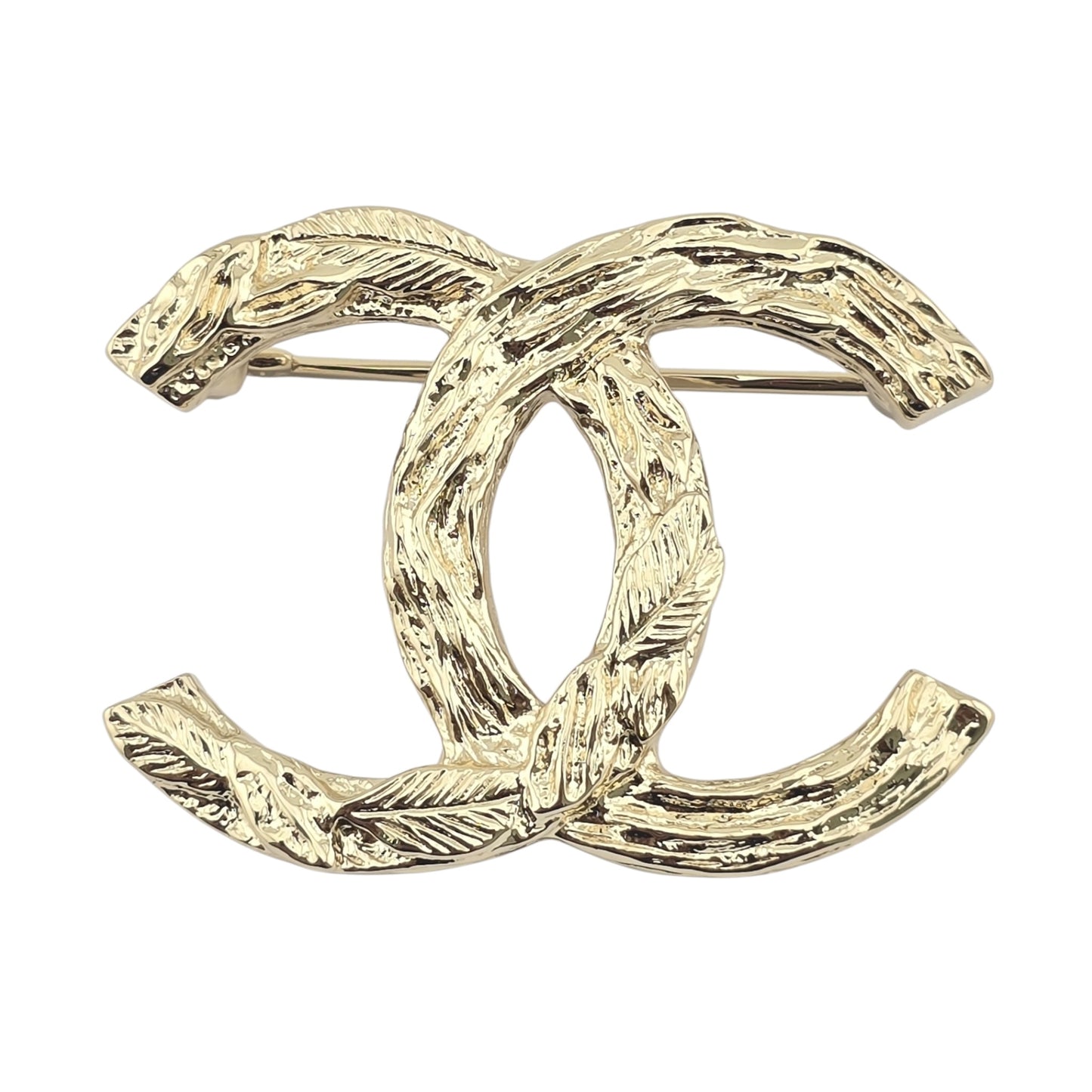 CHANEL GOLD METAL CC BROOCH B25