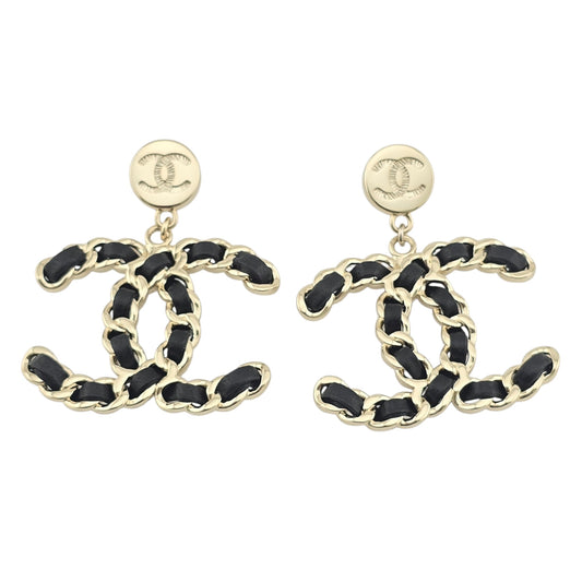 CHANEL GOLD BLACK LEATHER CC EARRINGS B25