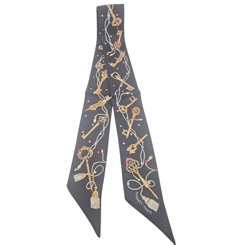 Hermes Silk Les Cles a Pois Twilly HERMES