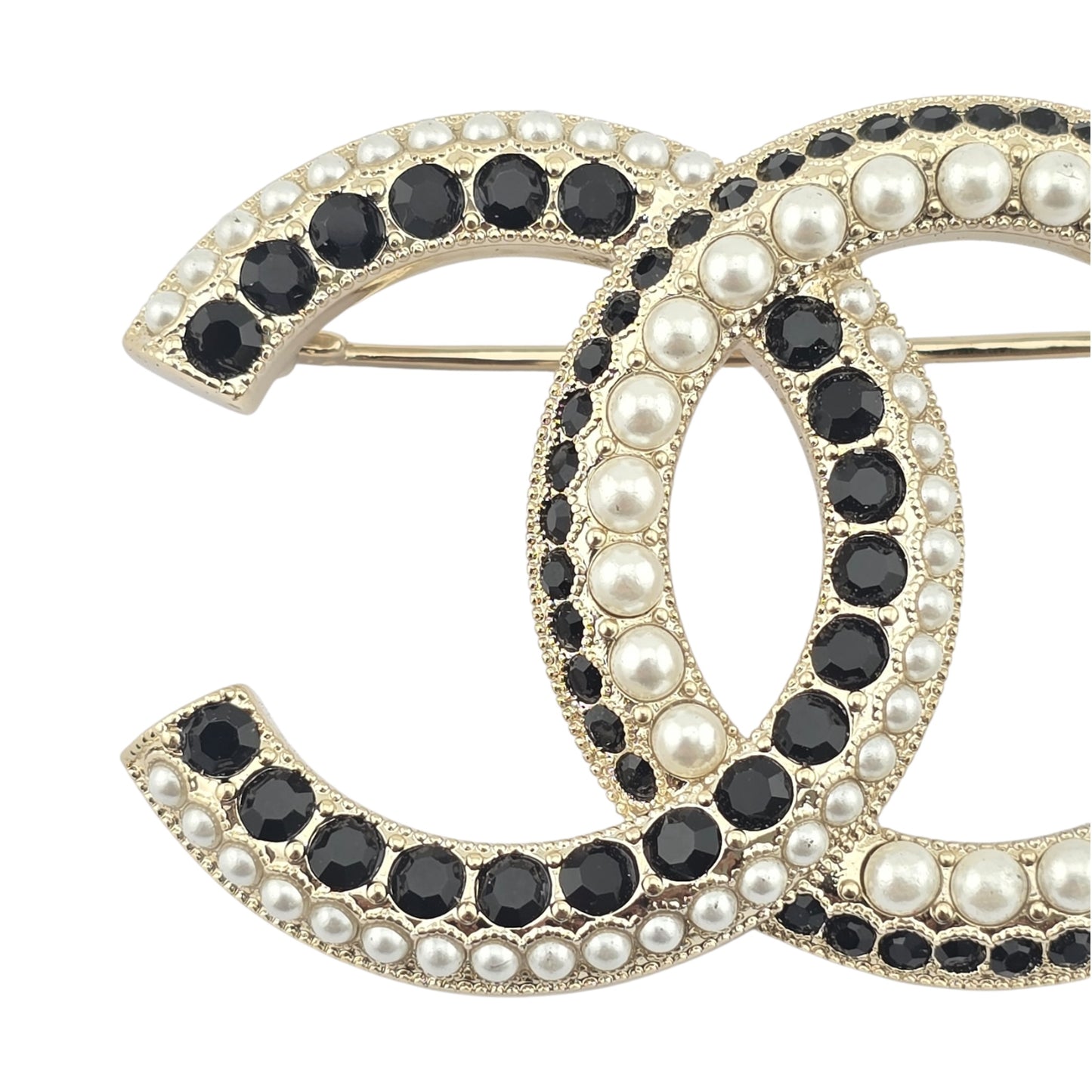 CHANEL BROOCH GOLD BLACK METAL CC C22