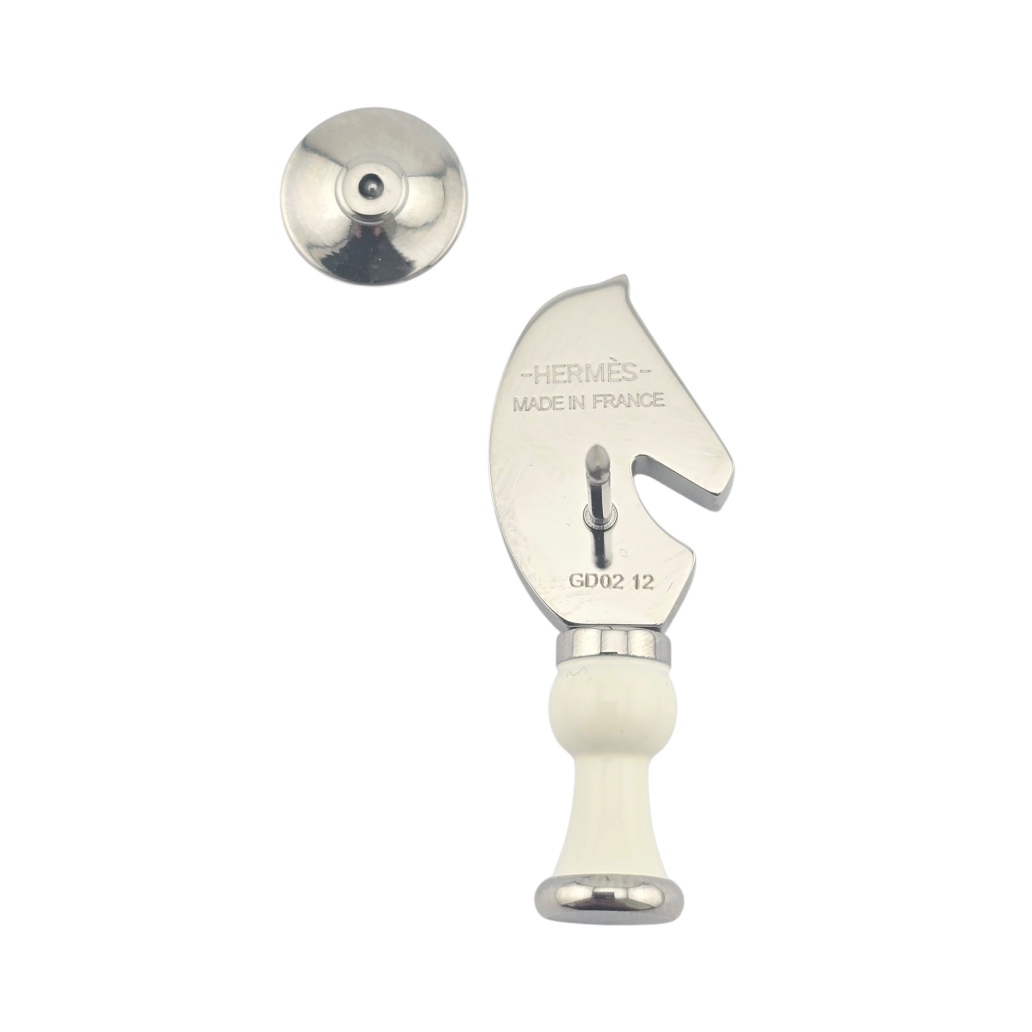 Hermes Cavalier Craie Pin Badge Palladium Brooch