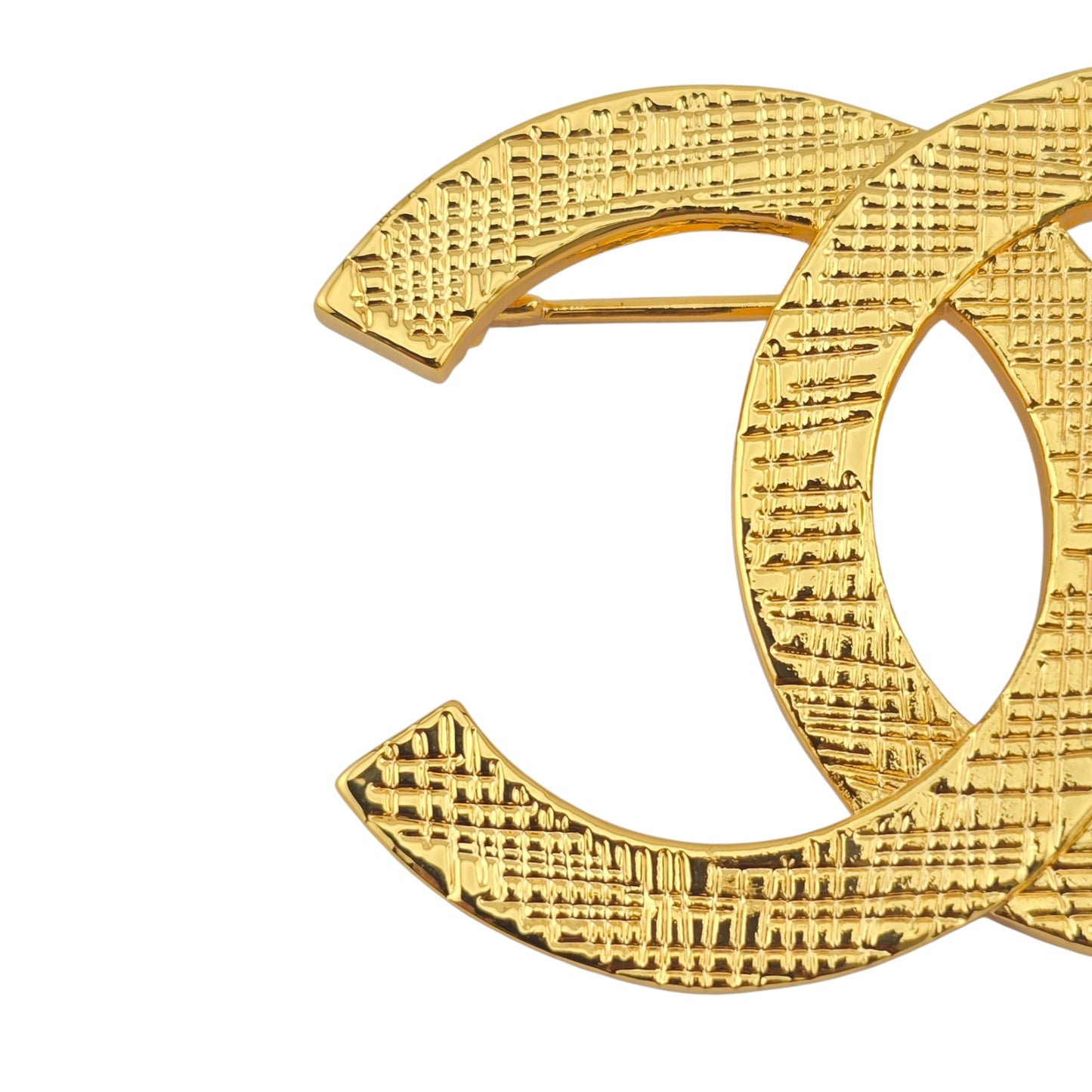 CHANEL GOLD METAL LION BROOCH B22