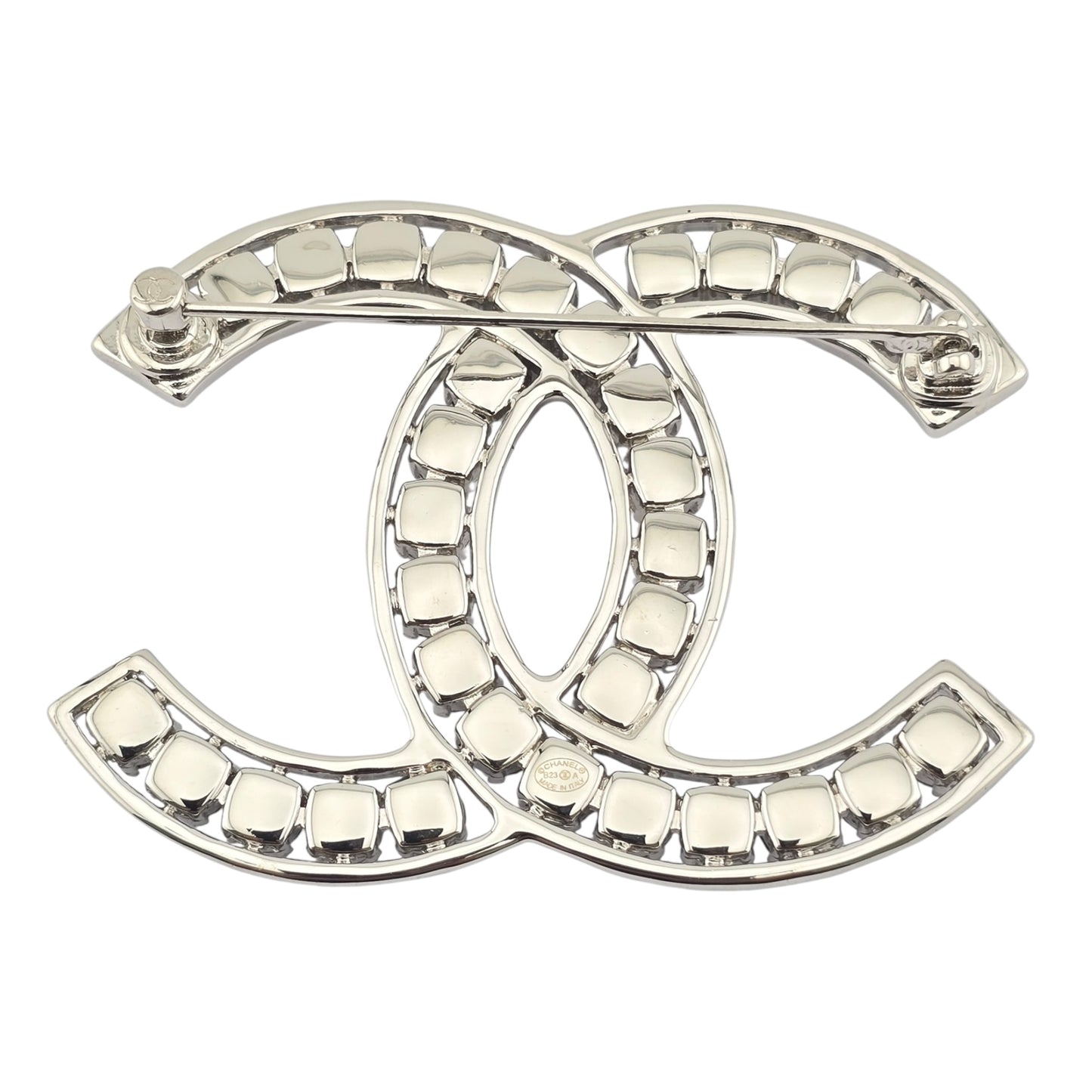 CHANEL SILVER XL CRYSTAL CC BROOCH B23