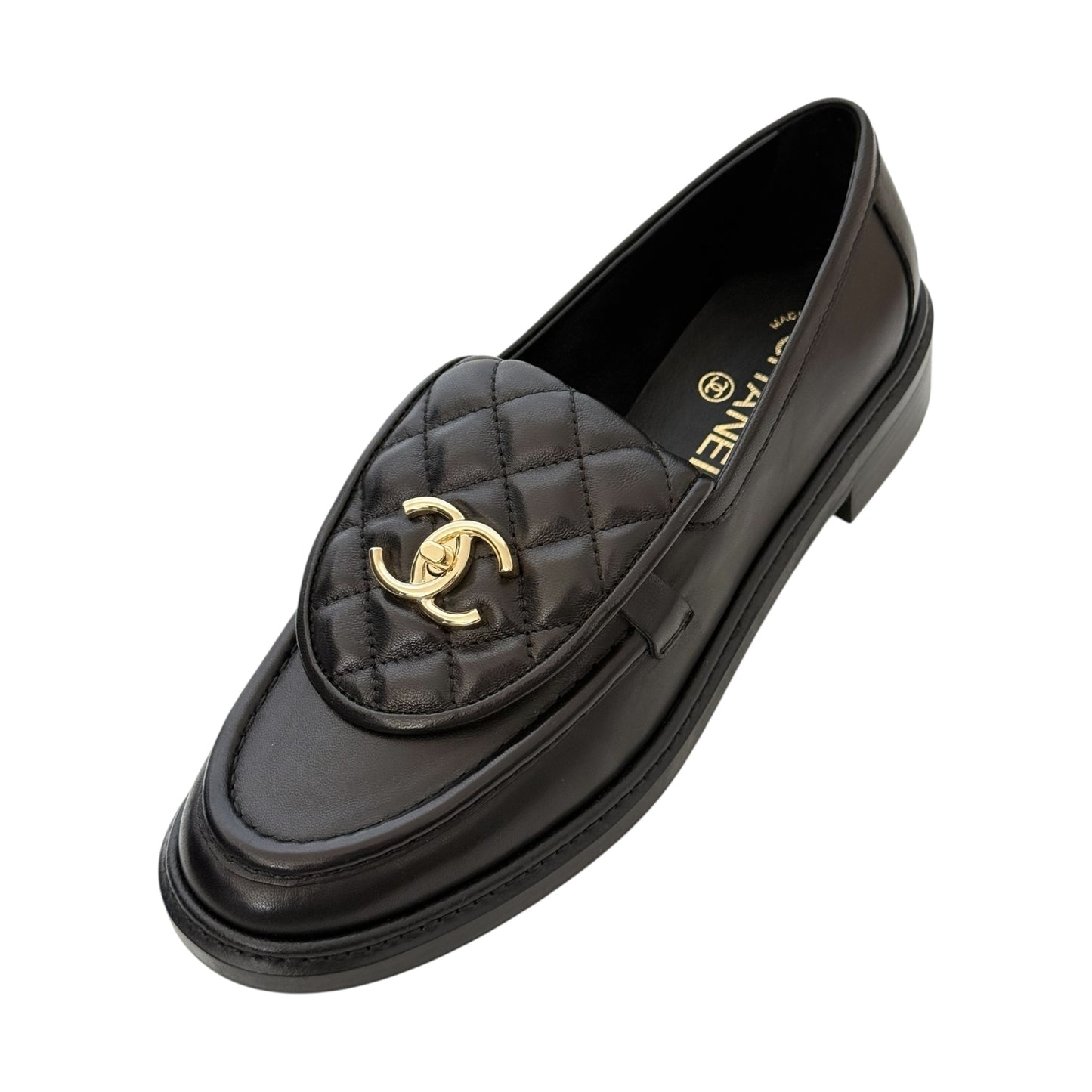 CHANEL CC BLACK LAMBSKIN QUILTED TURNLOCK LOAFERS - 39
