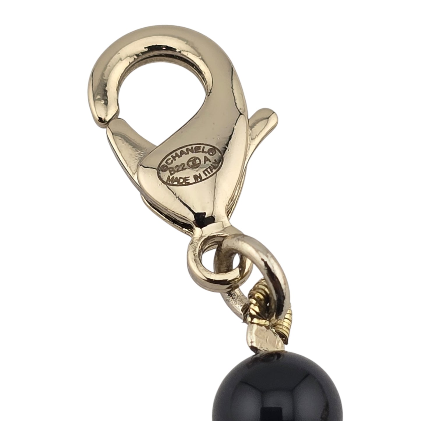 CHANEL FAUX PEARL ENAMEL LONG CC NECKLACE B22