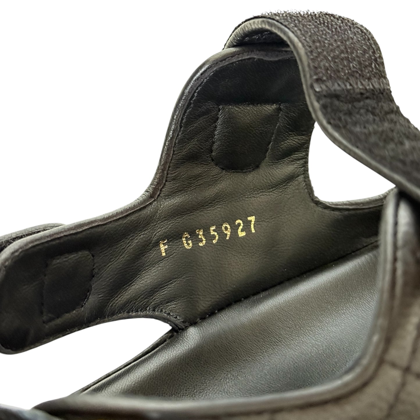 CHANEL CC DAD CAVIAR BLACK DAD SANDALS - 39