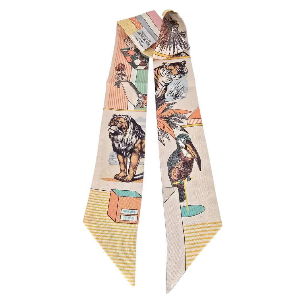 Hermes Silk Twilly Grand Theatre Nouveau Multi-color HERMES